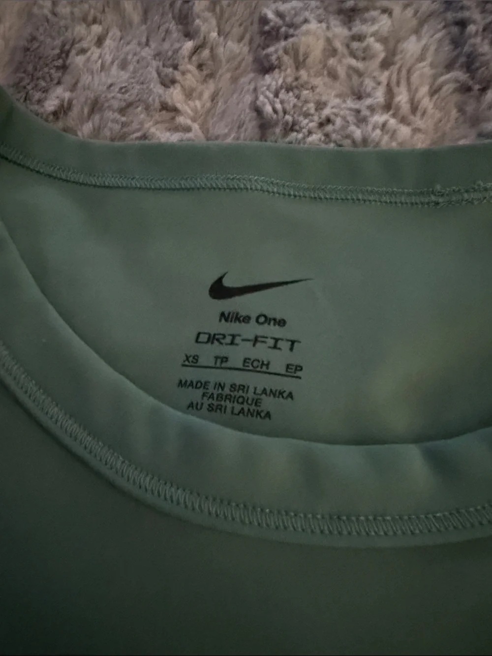 Nike Women's Short Sleeve Scoop Neck Top - Sage